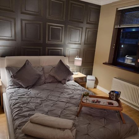 Private Room City Skyline And Mountain Views Close Too Belfast Centre And Airports Free Parking Εξωτερικό φωτογραφία